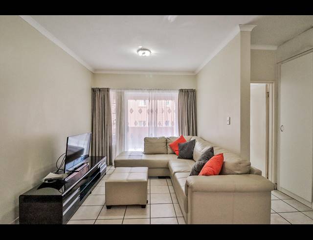 2 BEDROOM APARTMENT FOR SALE IN KOSMOSDAL